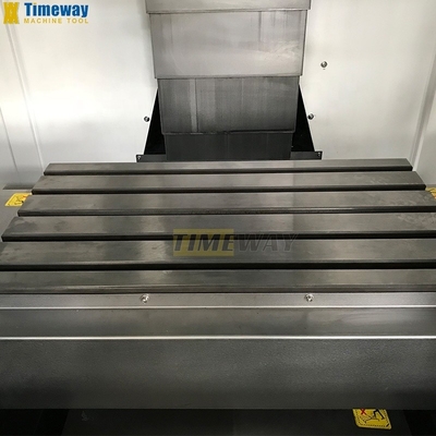 Быстрая скорость подачи мм/мин 0 12000 мм/мин VMC650 VMC850 CNC фрезерная машина для металла