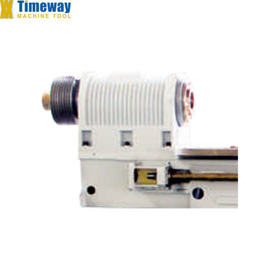 630 мм Макс. Свертывание над кроватью Плоская кровать CNC токарный станок CK-630U с точностью позиционирования ± 0,03 мм