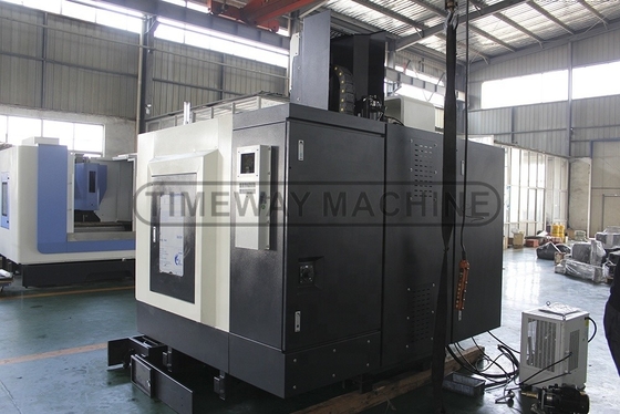 Столовая машина X 700 мм VMC650L Вертикальная CNC фрезерная машина с дисковой производительностью ATC