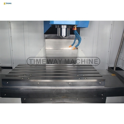 VMC850L CNC вертикальный обрабатывающий центр с высокой повторяемостью X/Y/Z мм ± 0,006 от лучшего