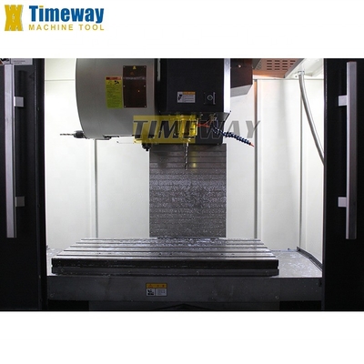 GSK/Fanuc/Siemens Control 3-осевый вертикальный обрабатывающий центр с 1100мм X Table Travel