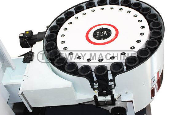 VMC1370 Большой вертикальный обрабатывающий центр CNC фрезерная машина с 1300 мм столом путешествия