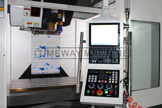 VMC1370 Большой вертикальный обрабатывающий центр CNC фрезерная машина с 1300 мм столом путешествия