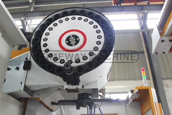 Высокая точность и высокая скорость подачи VMC850 Вертикальная CNC фрезерная машина для металла